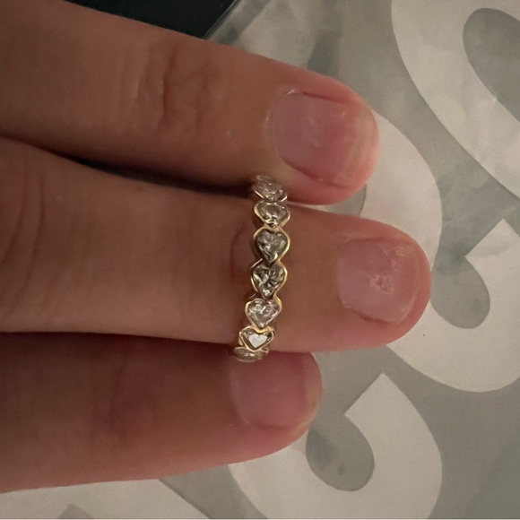 10k  half eternity heart band - Picture 4 of 7